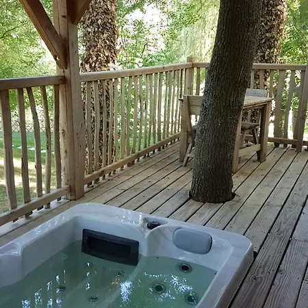 Perchee Luxe Avec Jacuzzi Domaine Du Marais Lüks kamp alanı